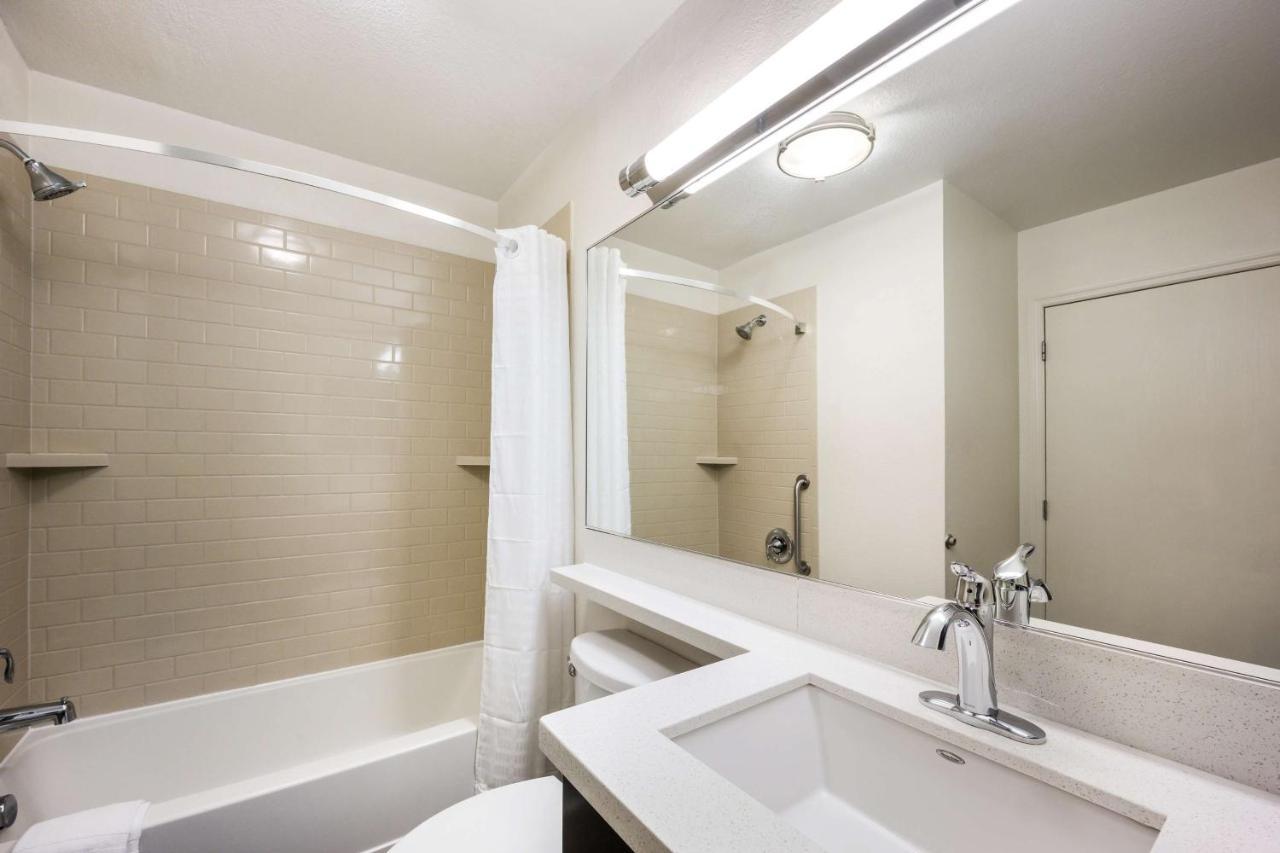 Sonesta Simply Suites Phoenix Glendale المظهر الخارجي الصورة